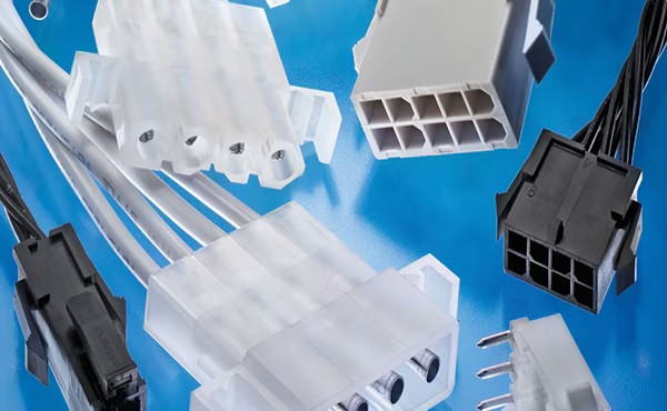 软外壳电源和信号连接器